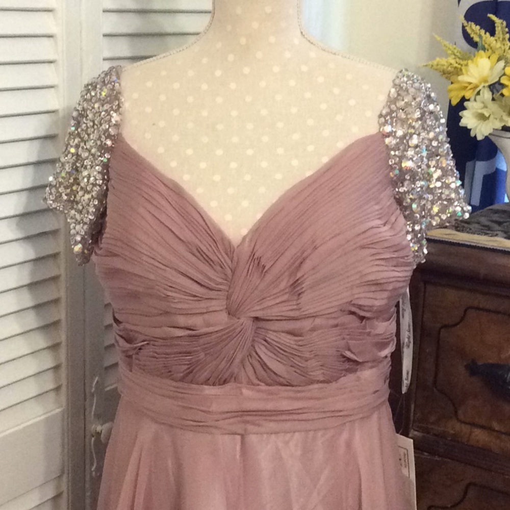Lovely & flowy mauve gown -XL
